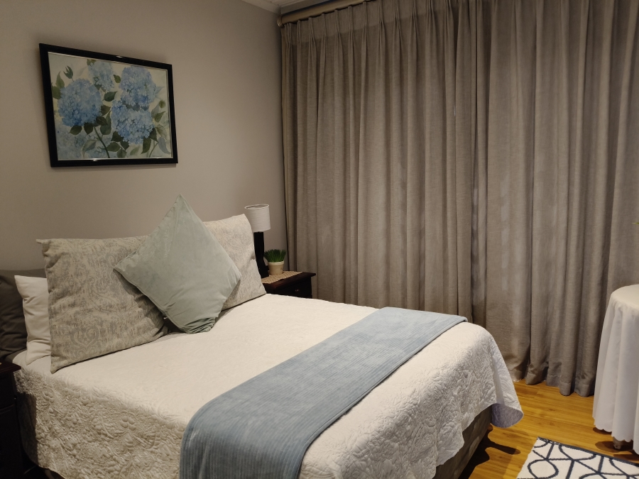 4 Bedroom Property for Sale in Wavecrest Eastern Cape